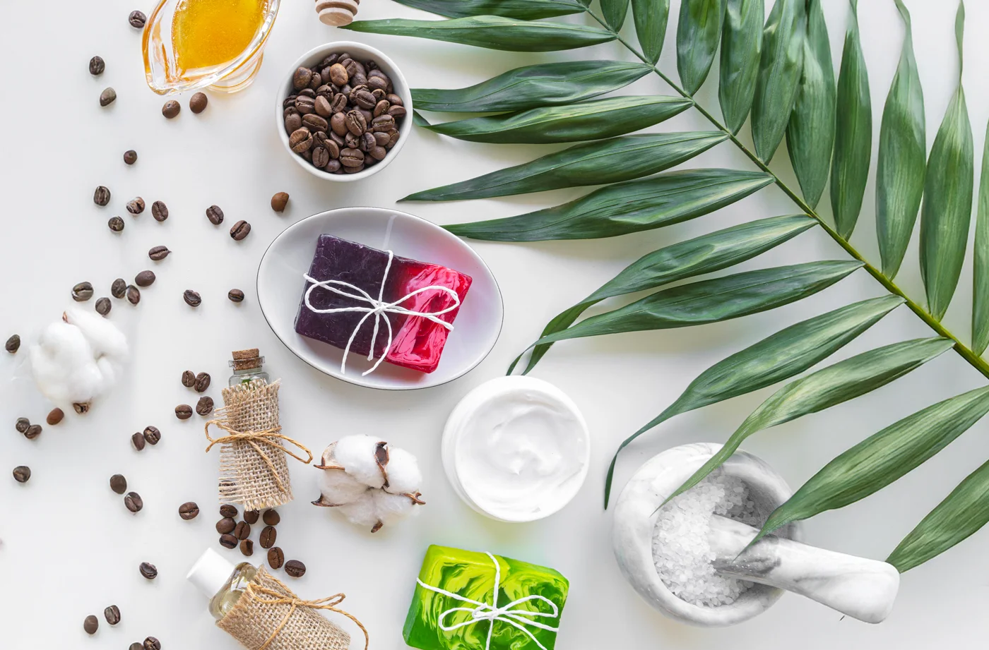 Routine capillaire naturelle : comment prendre soin des cheveux au quotidien ? Routine capillaire naturelle : comment prendre soin des cheveux au quotidien ?